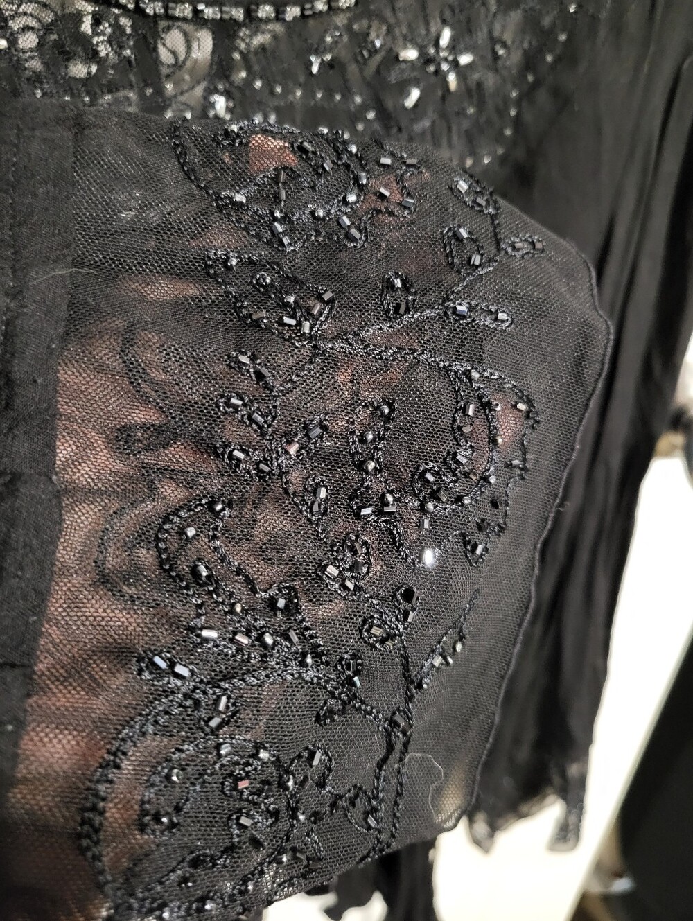 KRISTA LEE BLACK EMBELLISHED LACE TOP SZ L - Picture 2 of 6